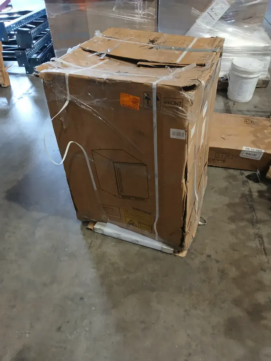 4.9 cu. ft. Built-In Outdoor Refrigerator Built-in Drink Fridge 210-Cans in Stainless Steel - image 4