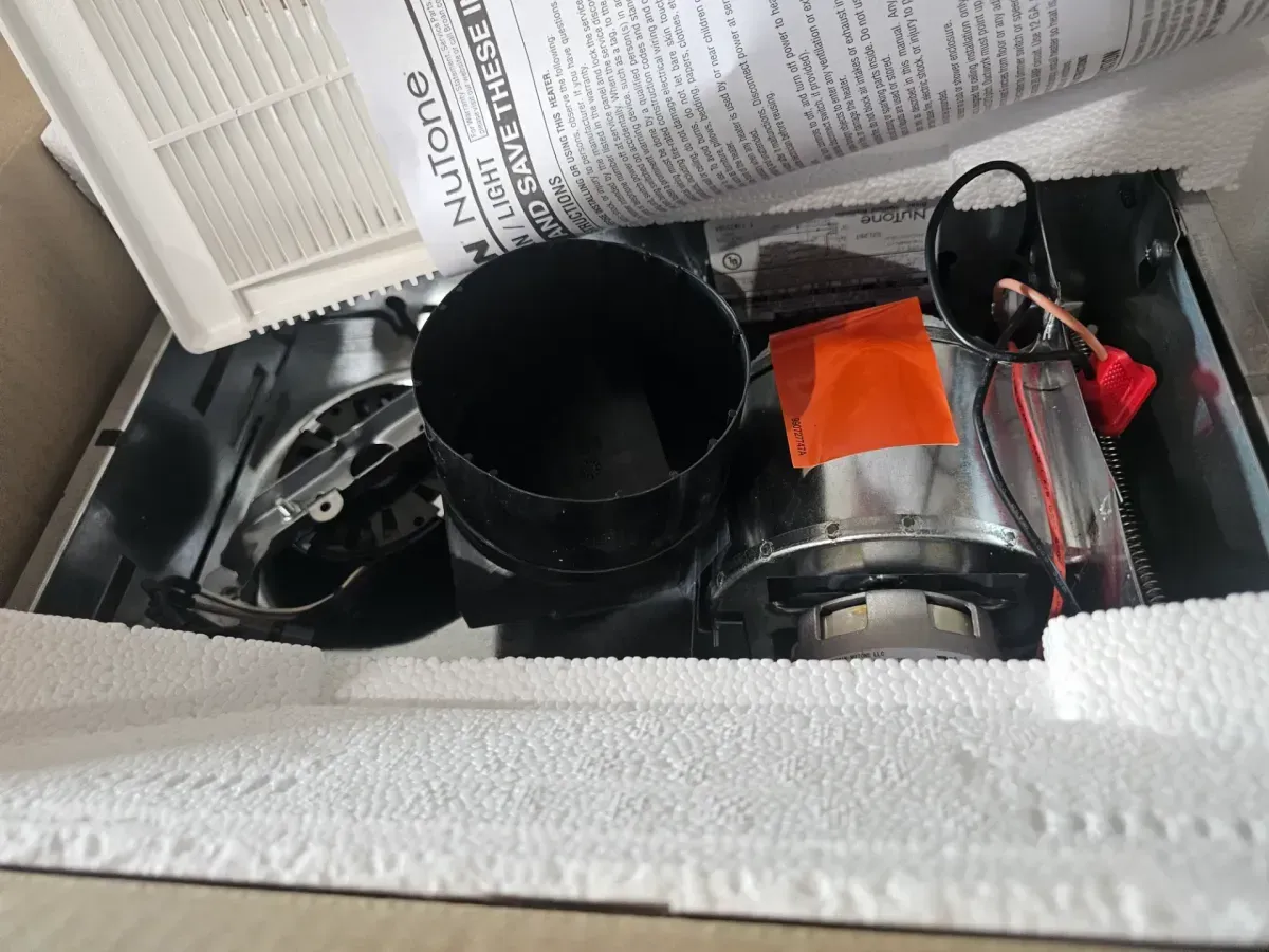 80 CFM Ceiling Bathroom Exhaust Fan with Light and 1300-Watt Heater - image 2