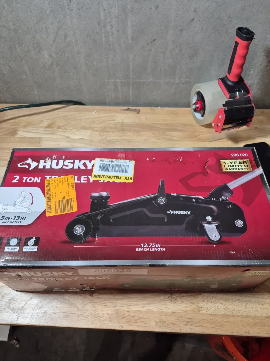 2-Ton Low Profile Floor Jack with Quick Lift - image 2