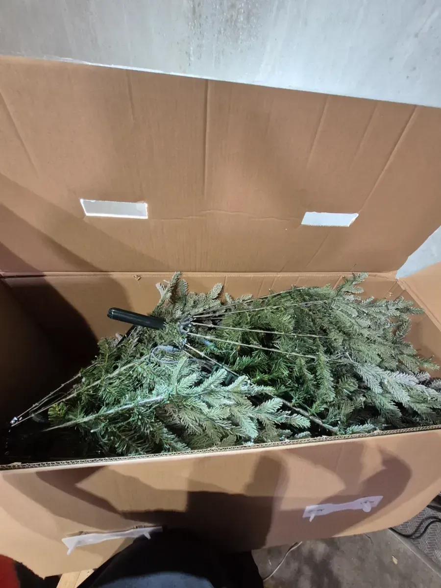 7.5 ft. Pre-Lit Dunhill Fir Hinged Artificial Christmas Tree with Clear Lights - image 2