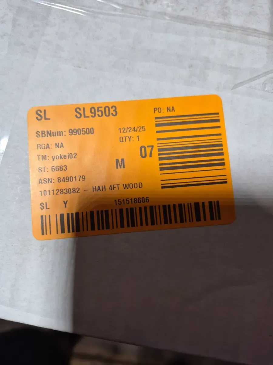 4.5 ft. Pre-Lit Washington Fir Artificial Christmas Tree with 600 Clear Lights - image 6