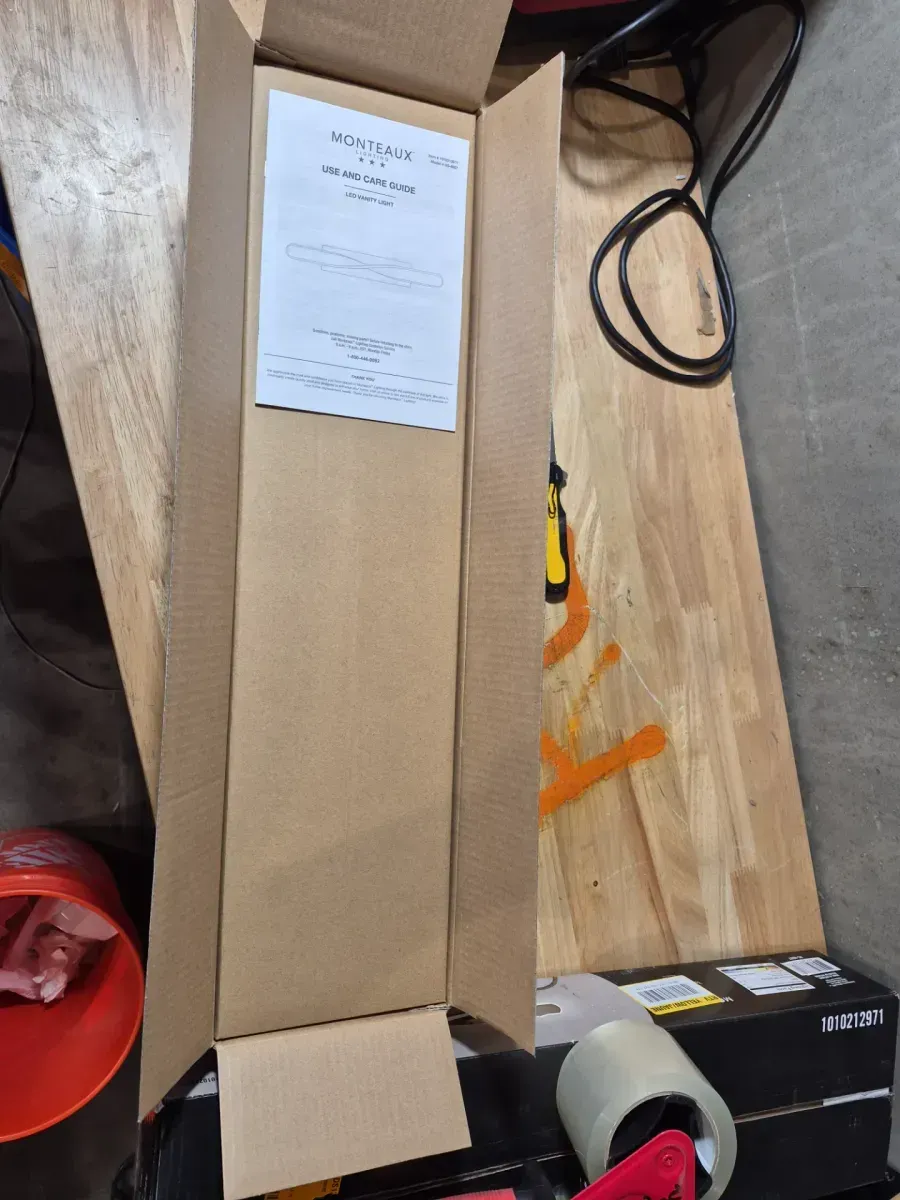 24 in. Integrated LED Gold Bathroom Vanity Light Fixture - image 3