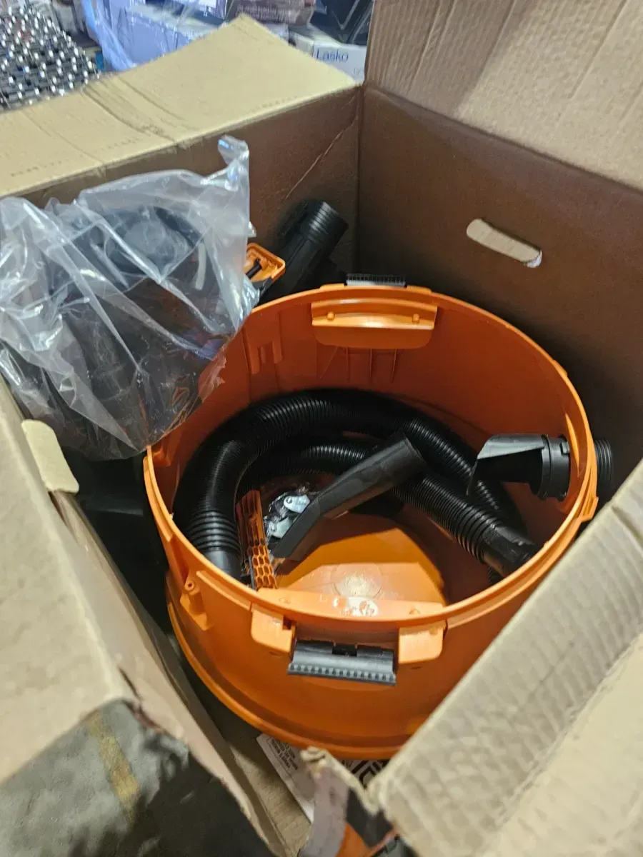 16 Gal. 6.5 Peak HP NXT Shop Vacuum Wet Dry Vac with Cart, Fine Dust Filter, Hose and Accessory Attachments HD1800 - image 3