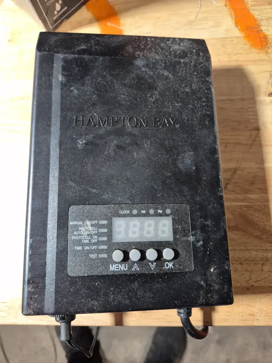 Low-Voltage 300-Watt Metal Landscape Lighting Transformer with Dusk to Dawn Sensor - image 2