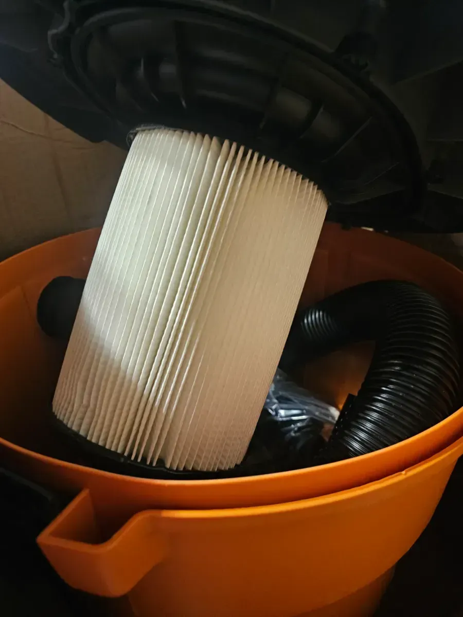 12 Gal. 5.0-Peak HP Wet Dry Vac - image 3