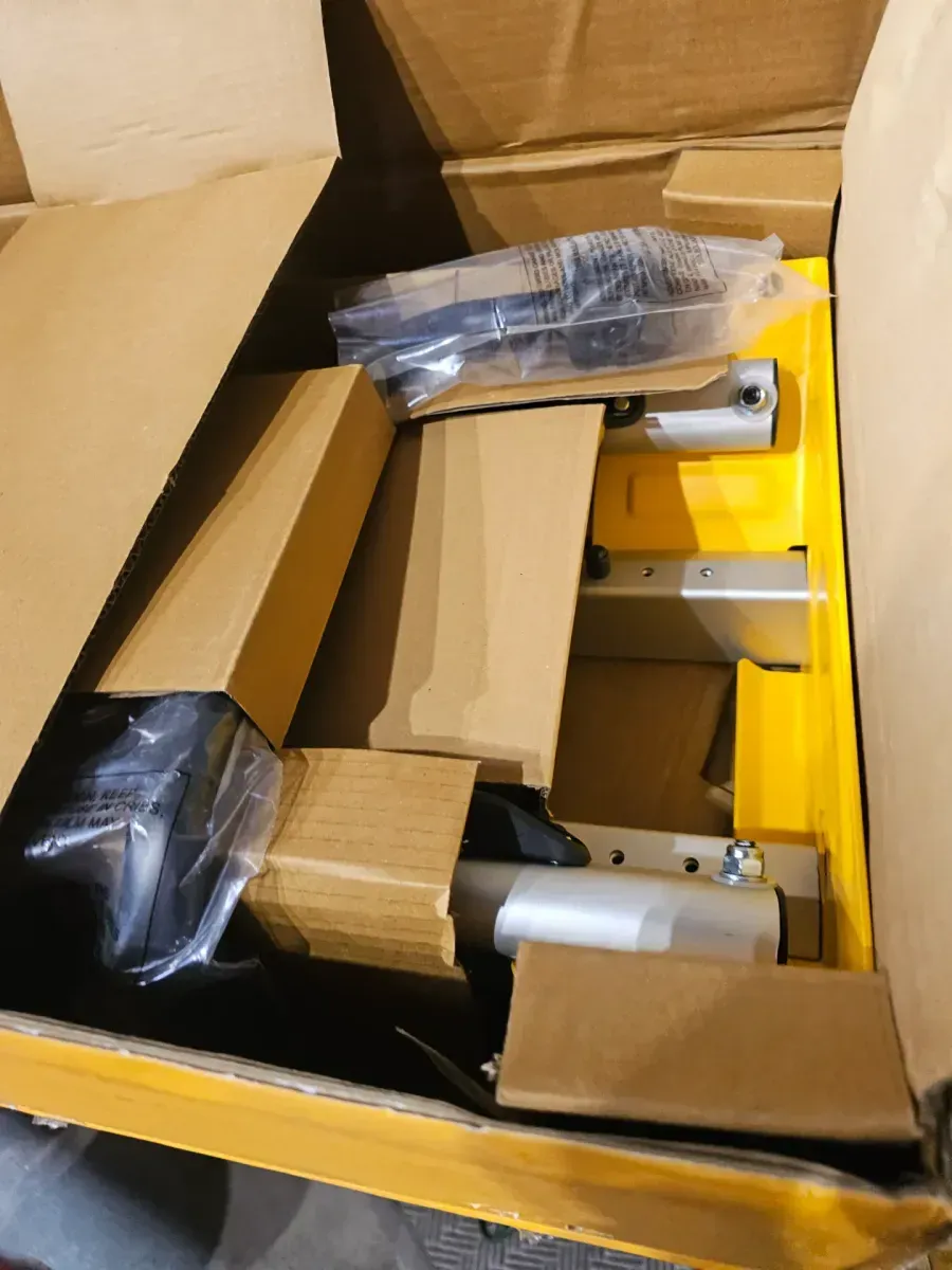 33 lbs. Heavy Duty Rolling Table Saw Stand with Quick-Connect Stand Brackets with 200lbs. Capacity - image 2