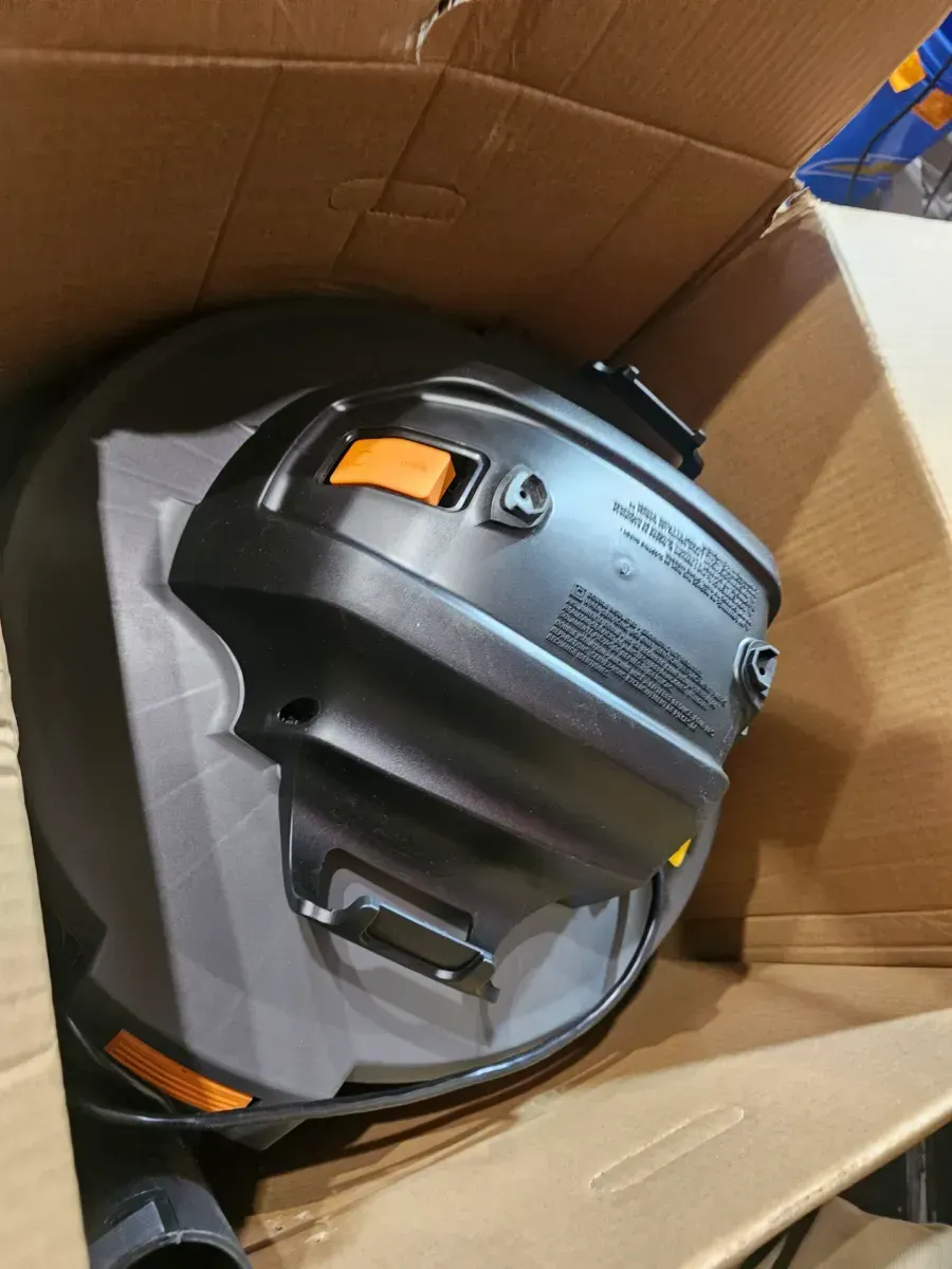 16 Gal. 5.0 Peak HP NXT Shop Vacuum HD1640 Wet Dry Vac with General Debris Filter, Hose, Accessories and LED Cuff (16 Gal. 5.0 Peak HP NXT Shop Vacuum Wet Dry Vac with General Debris Filter, Locking Hose and Attachments HD1640) - image 4