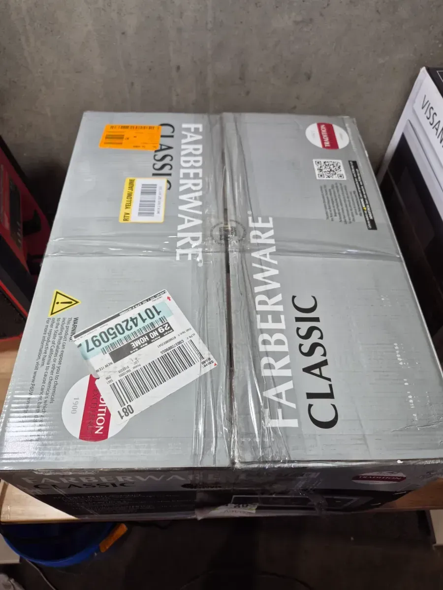 0.7 cu. ft. 700-Watt Countertop Microwave Oven in Brushed Stainless Steel - image 5