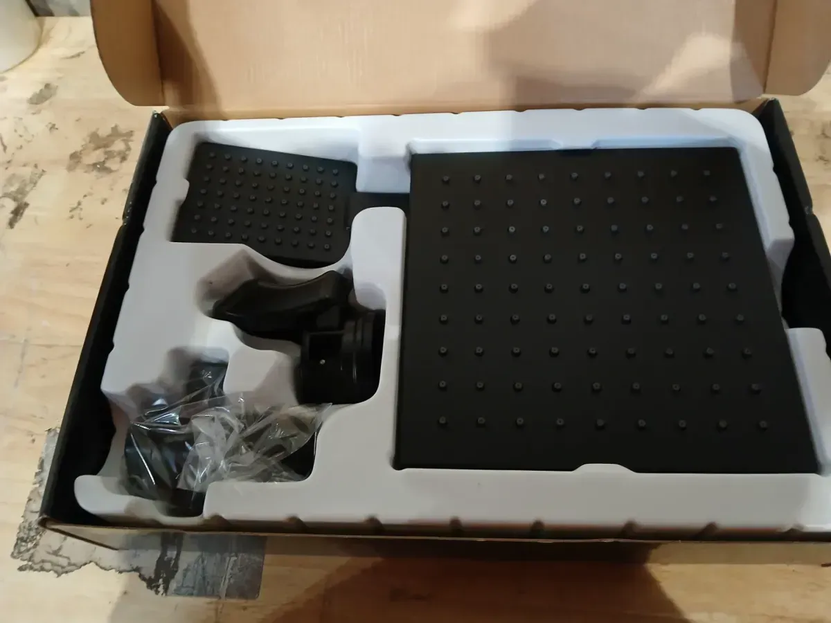 Modern 1-Spray 7.9 in. Dual Tub Wall Mount Fixed and Handheld Shower Heads 1.8 GPM in Matte Black - image 4