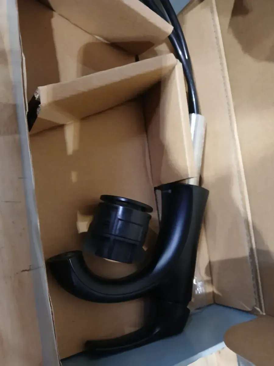 Arnette Single Handle Single Hole Bathroom Faucet in Matte Black - image 6