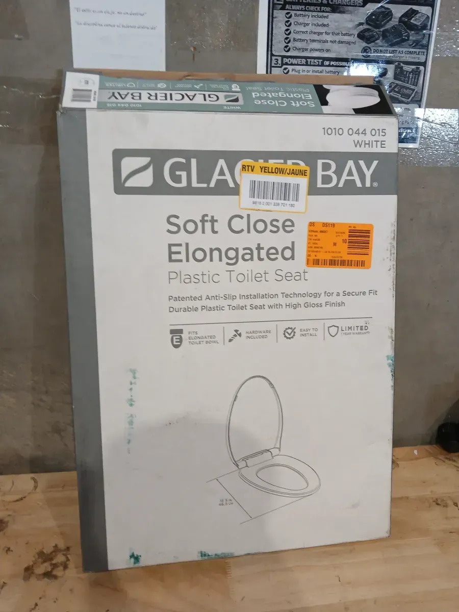 Elongated Slow Close Closed Toilet Seat in White - image 2