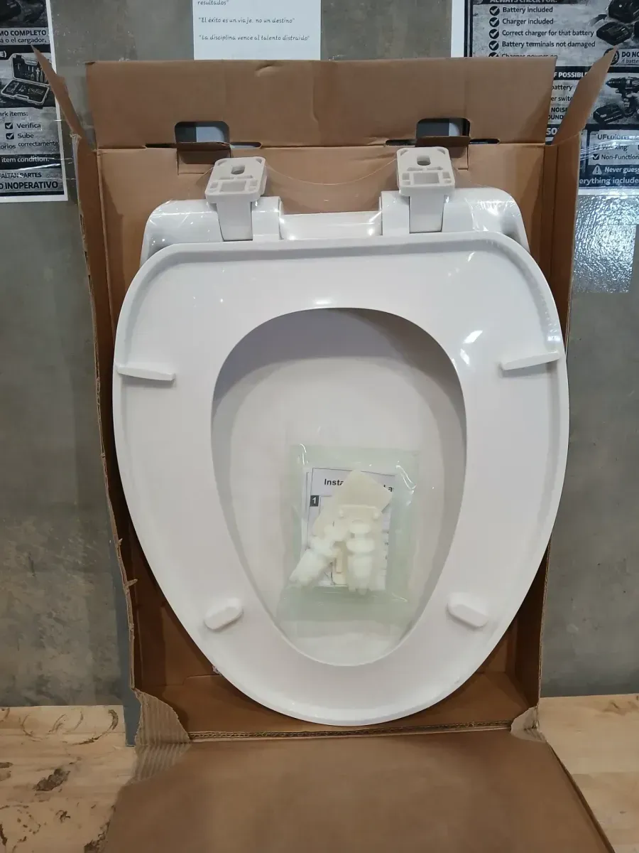Elongated Slow Close Closed Toilet Seat in White - image 5