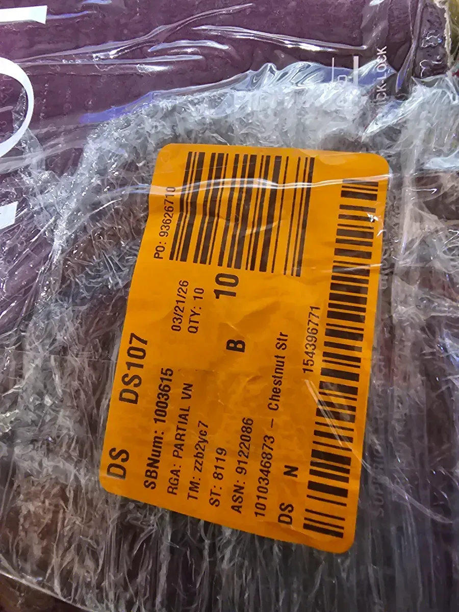 **(207.9sqft)** Chestnut Street Oak 12 MIL x 7 in. W x 42 in. L Waterproof Click Lock Luxury Vinyl Plank Flooring (20.79) 10 cases - image 5