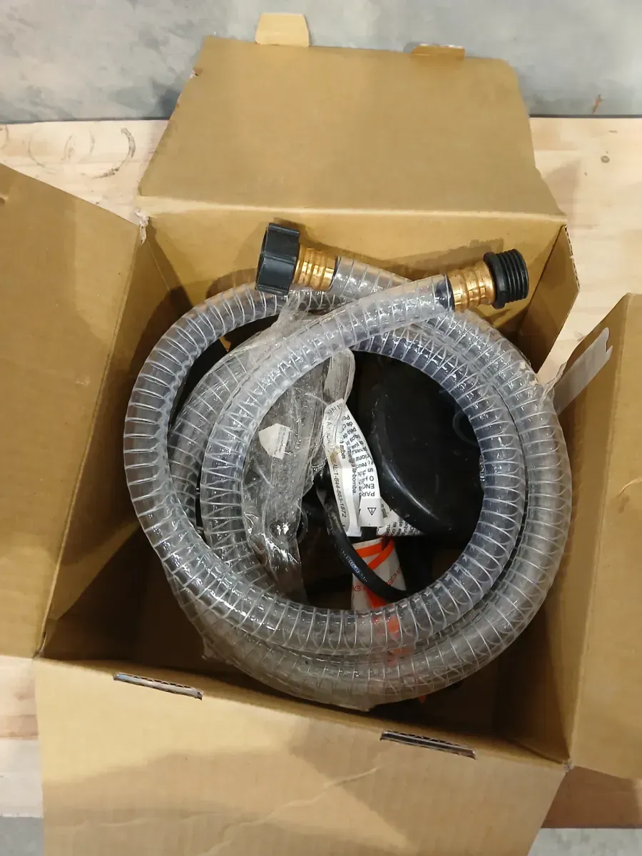 1/10 HP Non-Submersible Self-Priming Transfer Pump - image 4