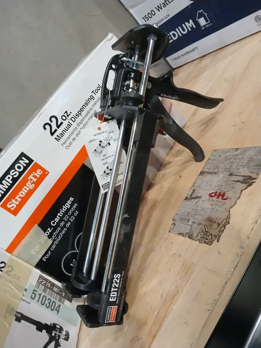 EDT22S Steel Dispensing Tool for 22 oz. Adhesive Cartridges - image 3