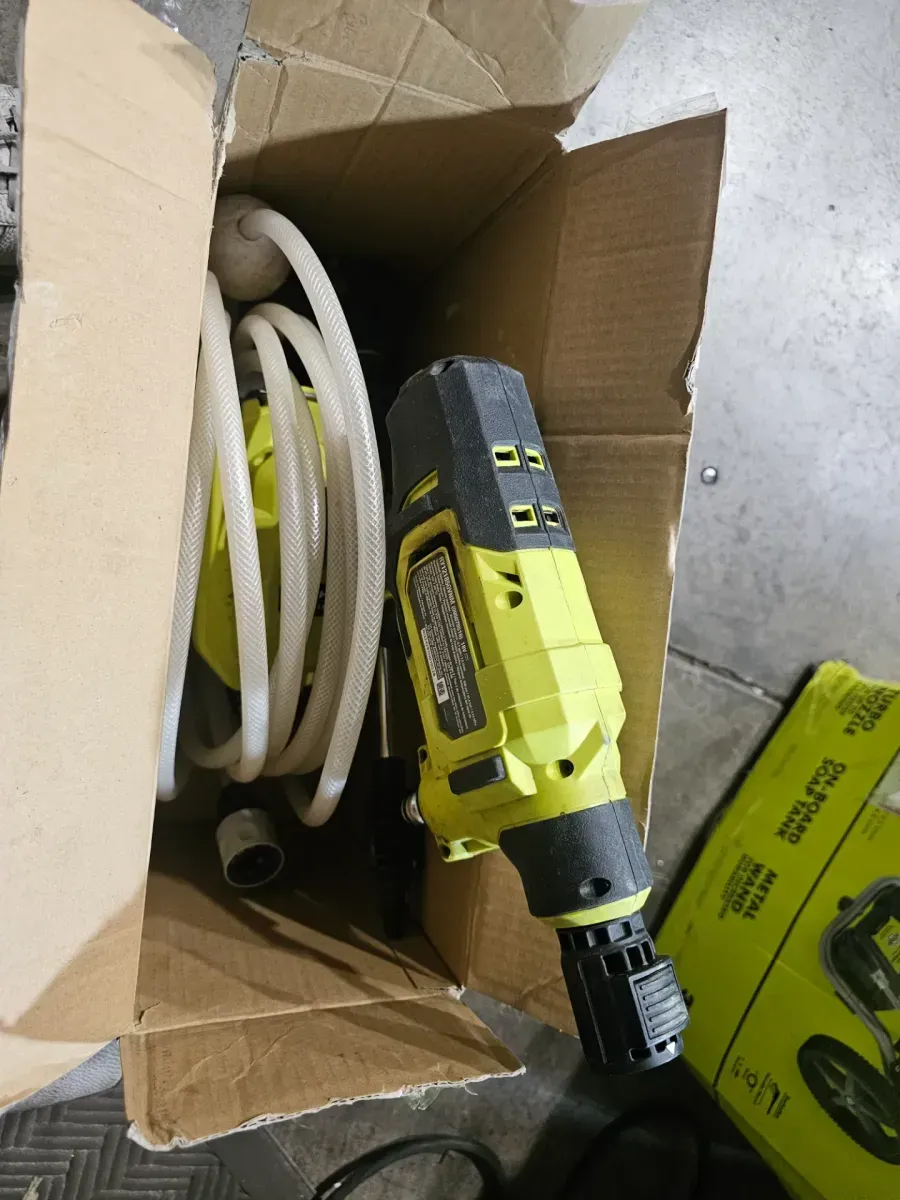 ONE+ HP 18V Brushless EZClean 600 PSI 0.7 GPM Cordless Cold Water Power Cleaner (Tool Only) - image 3