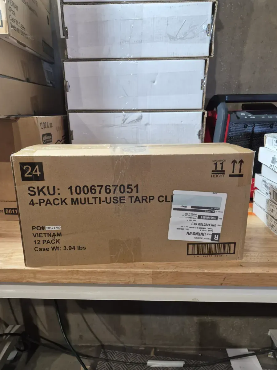 4-Pack Tarp Clips - image 5