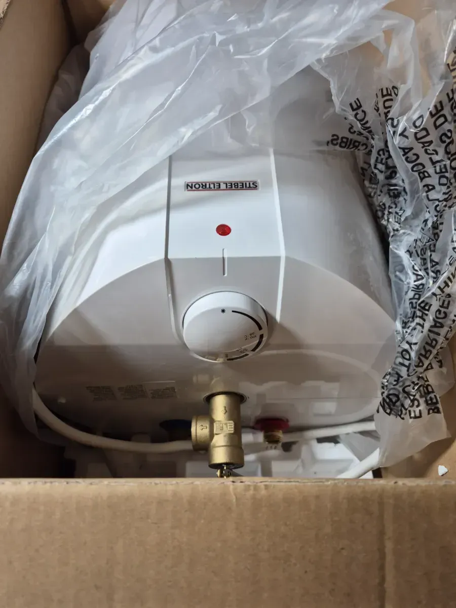 SHC 4 Gal. 6-Year Warranty 1300 W Compact Point-of-Use Mini-Tank Electric Water Heater - image 3