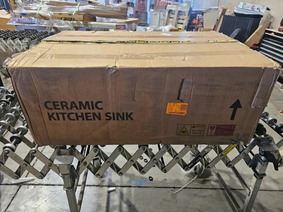 33 in. White Farmhouse Kitchen Sink Workstation Flat Apron Front Fireclay Single Bowl Large Capacity Sinks - image 4