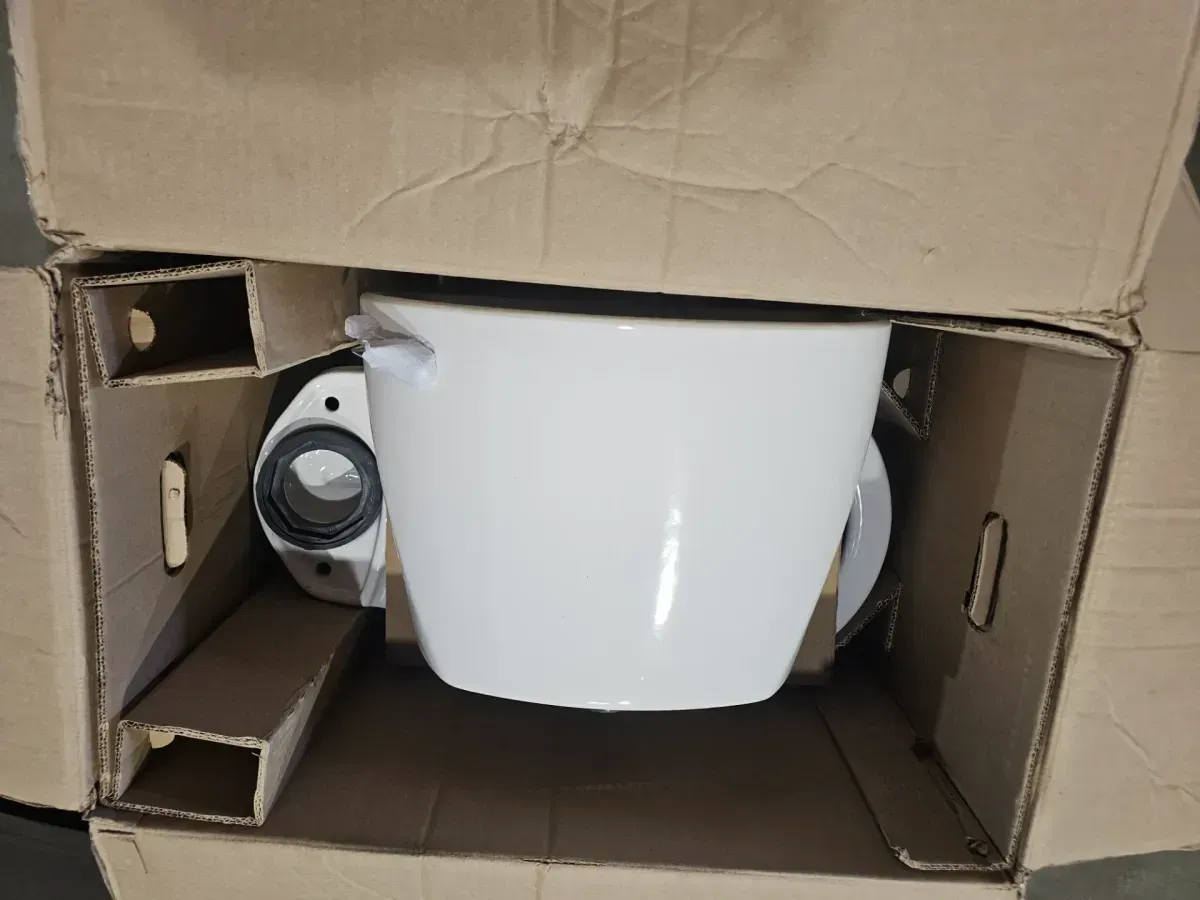 Reliant 12 in. Rough In 2-Piece 1.28 GPF Single Flush Round Toilet with Slow Close Seat in White - image 3