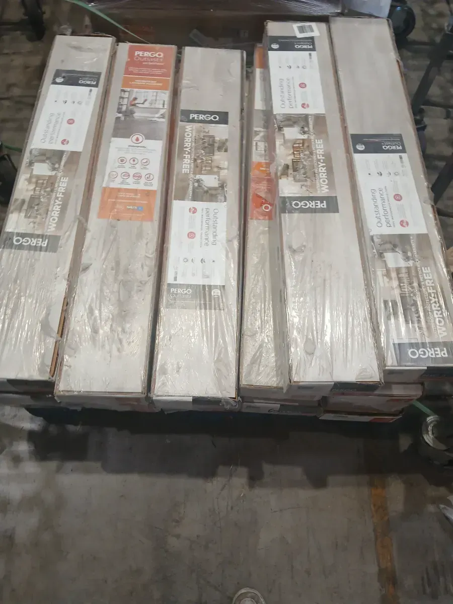 Outlast+ Soft Oak Glazed 12 mm T x 7.4 in. W Waterproof Laminate Wood Flooring (19.63 sqft/case) - image 2