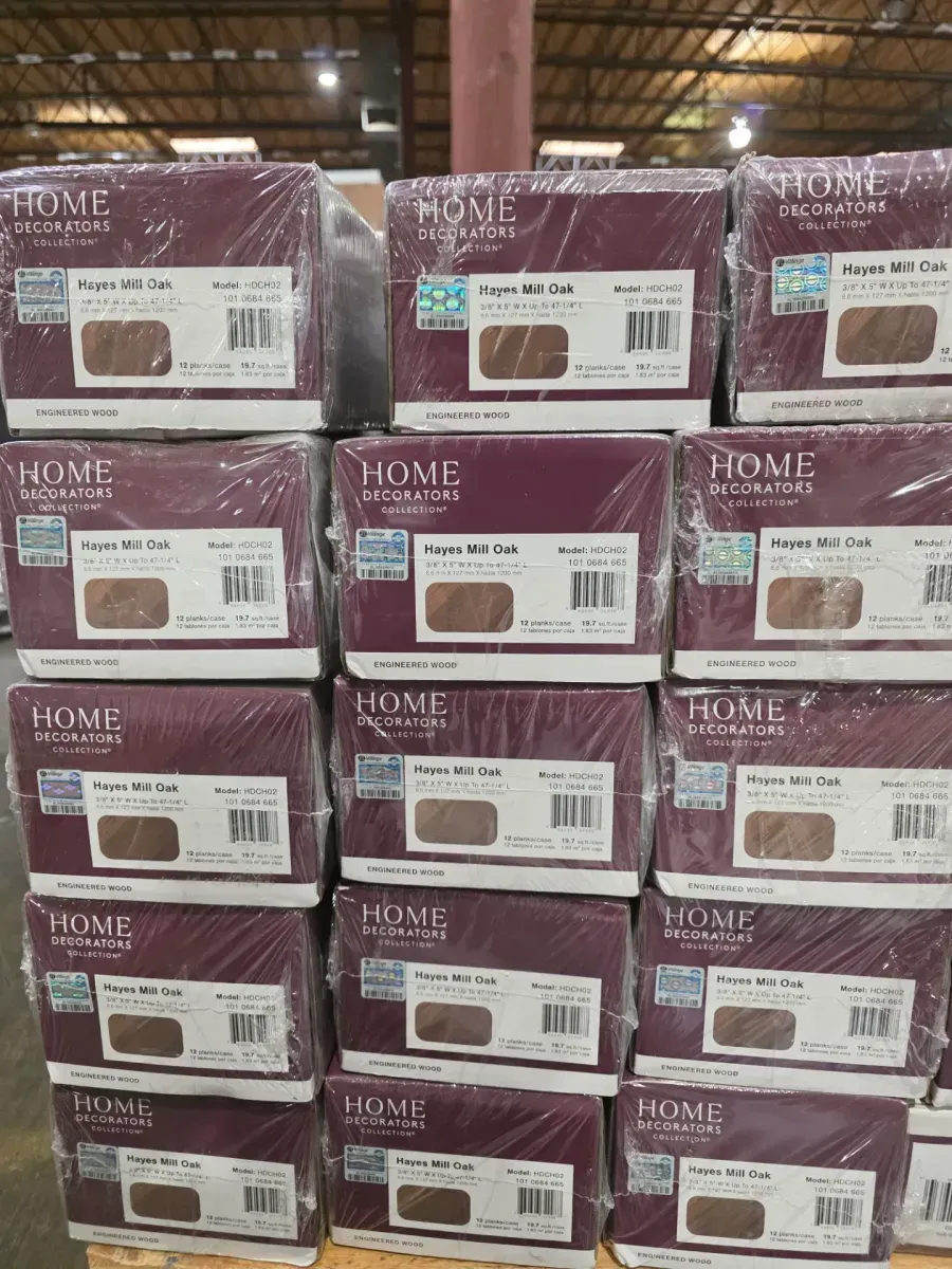 ***Pallet of 15 cases,295.5,sq/ft***Hayes Mill Oak 3/8 in. T x 5 in. W Click-Lock Wire Brushed Engineered Hardwood Flooring (19.7 sq. ft./case) - image 2