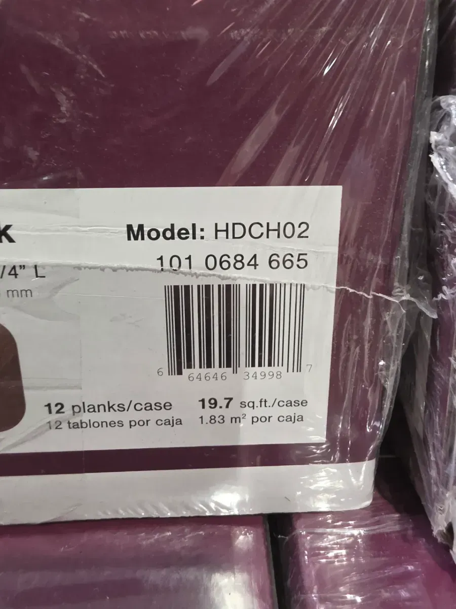 ***Pallet of 15 cases,295.5,sq/ft***Hayes Mill Oak 3/8 in. T x 5 in. W Click-Lock Wire Brushed Engineered Hardwood Flooring (19.7 sq. ft./case) - image 3