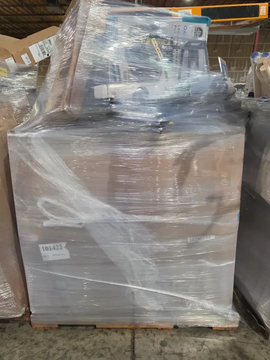 Pallet of Mixed Home Improvement & Garden Items - image 1