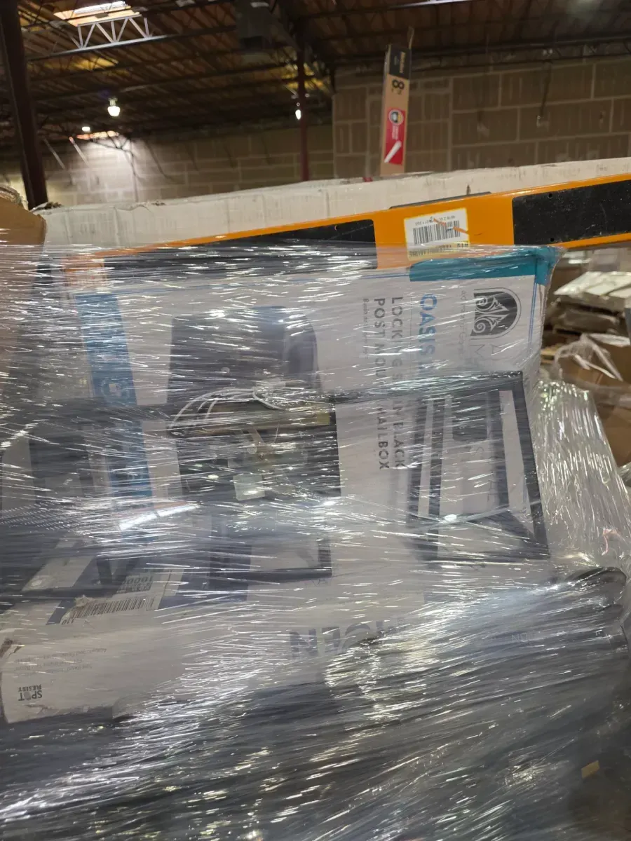 Pallet of Mixed Home Improvement & Garden Items - image 3