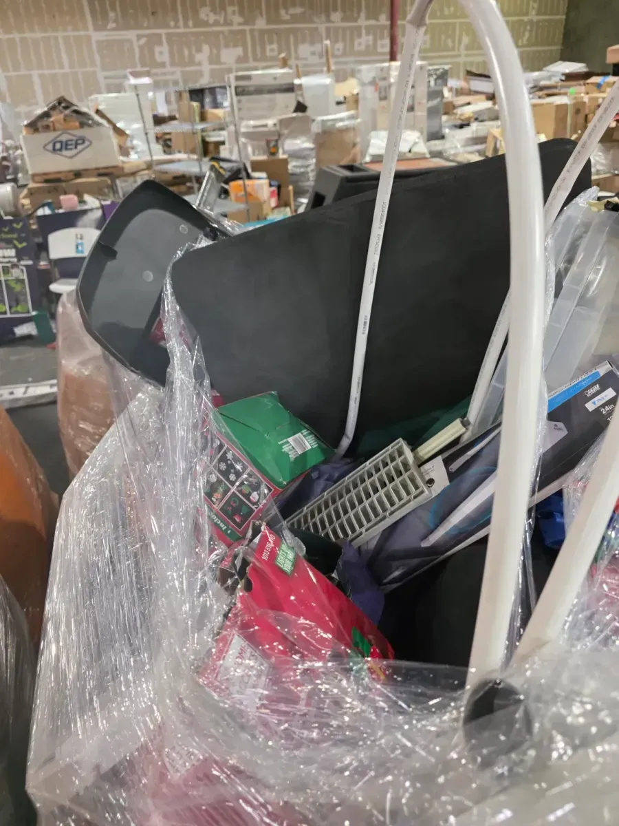 Pallet of Mixed Home Goods and Holiday Decor - image 4