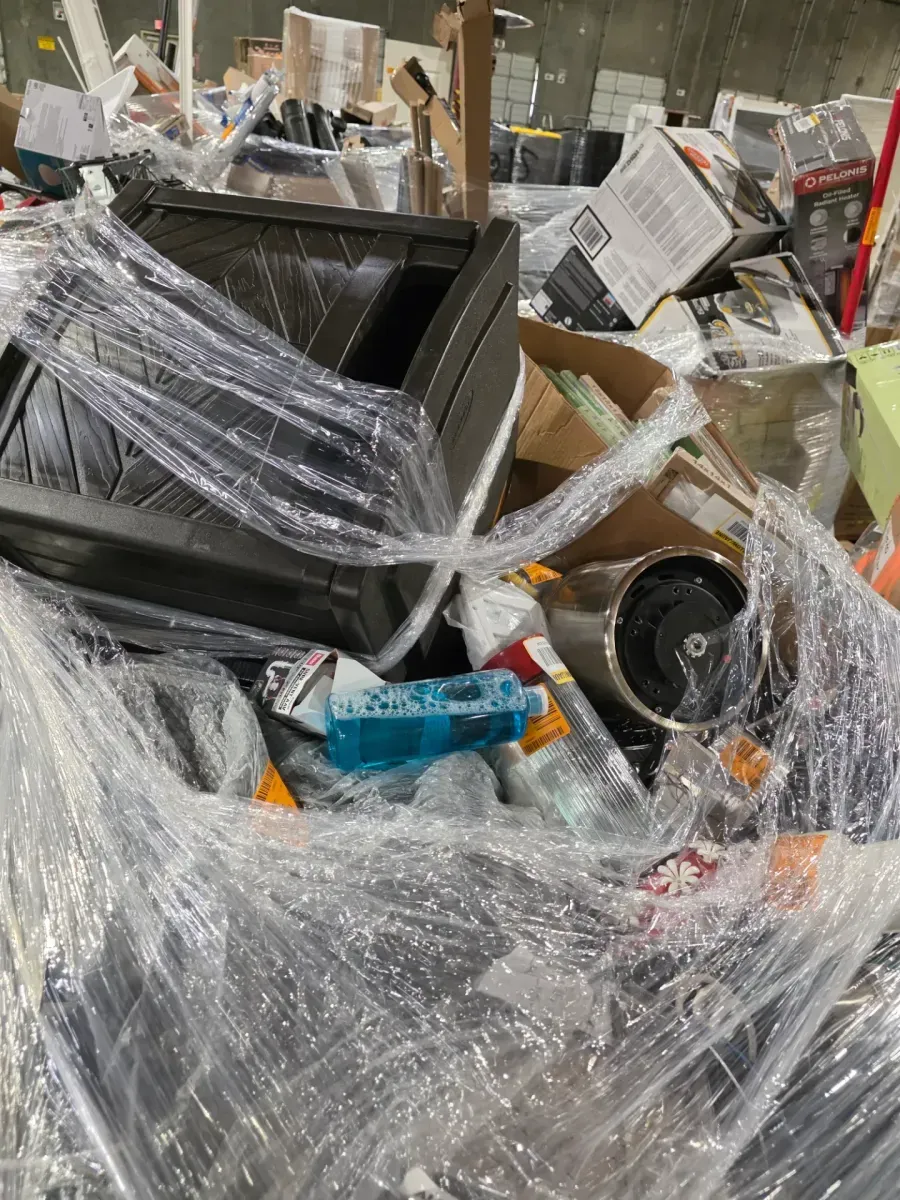 Mixed Home & Garden Pallet with Outdoor Storage Box - image 3