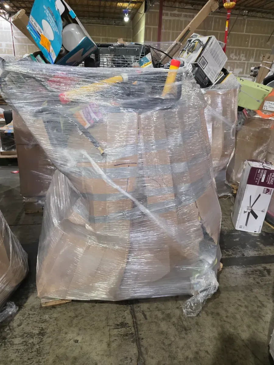 Mixed Home Improvement Pallet with Ceiling Fan and Fixtures - image 1