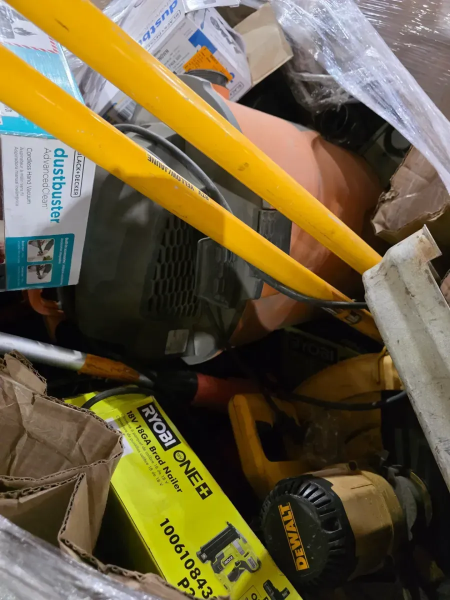 Mixed Tools & Equipment Pallet - image 3