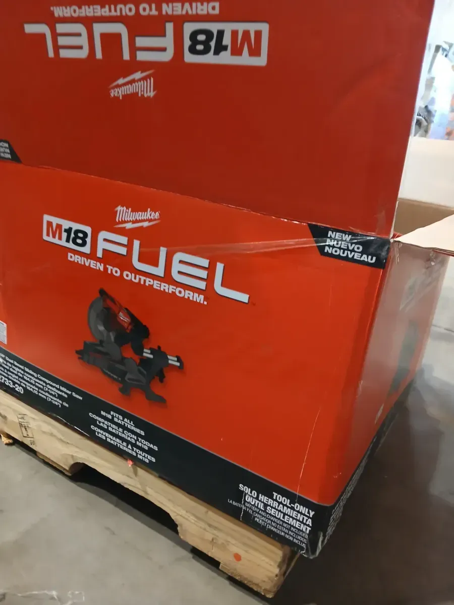 M18 FUEL 18V Lithium-Ion Brushless Cordless 7-1/4 in. Dual Bevel Sliding Compound Miter Saw (Tool-Only) - image 2