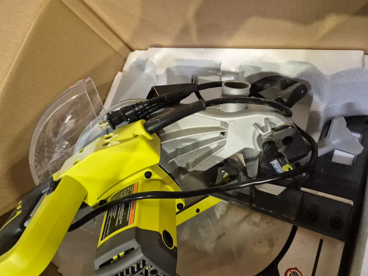RYOBI 14 Amp Corded 10 in. Compound Miter Saw with LED Cutline Indicator - image 4