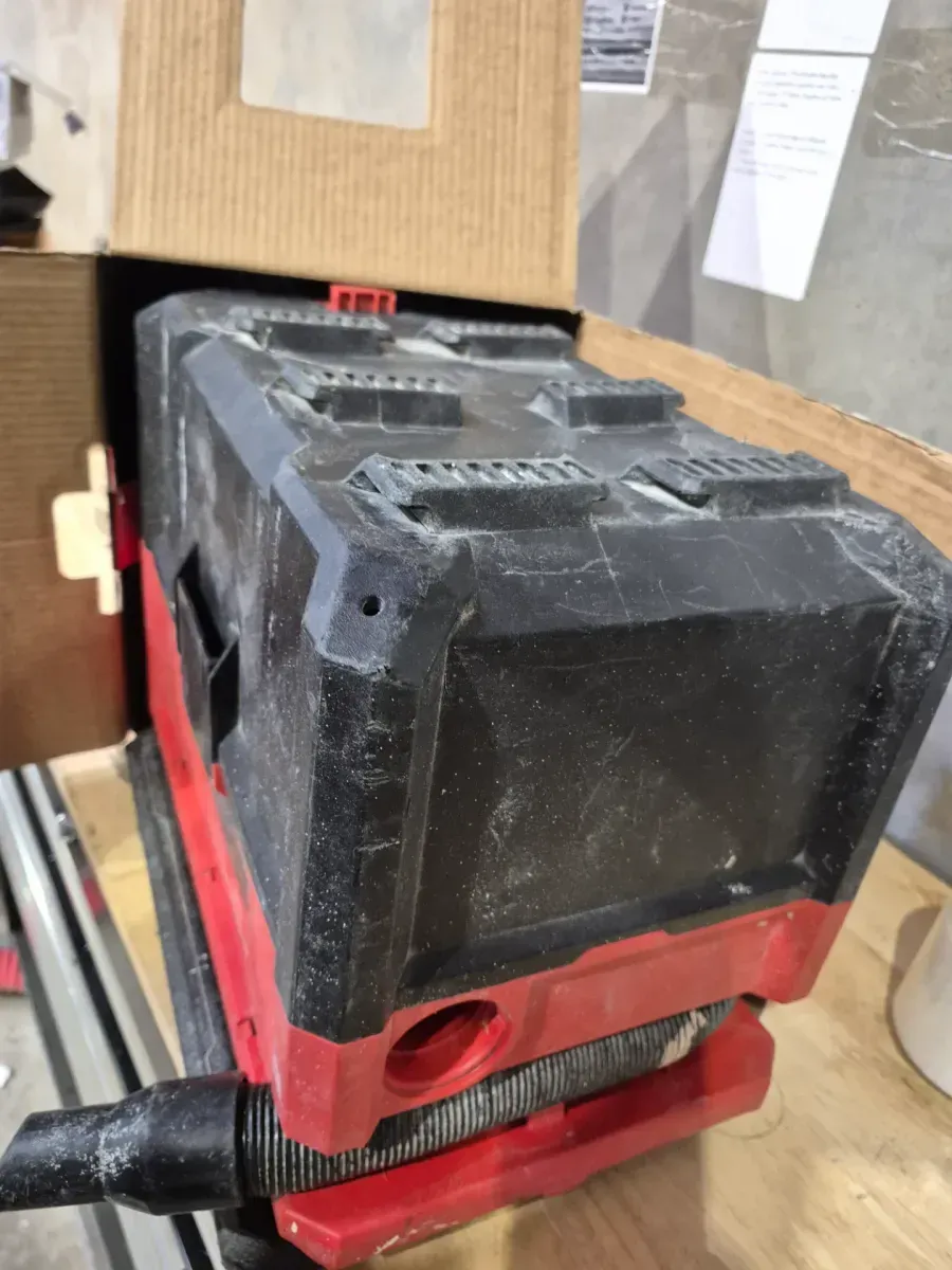 M18 FUEL PACKOUT 18-Volt Lithium-Ion Cordless 2.5 Gal. Wet/Dry Vacuum (Vacuum-Only) - image 6