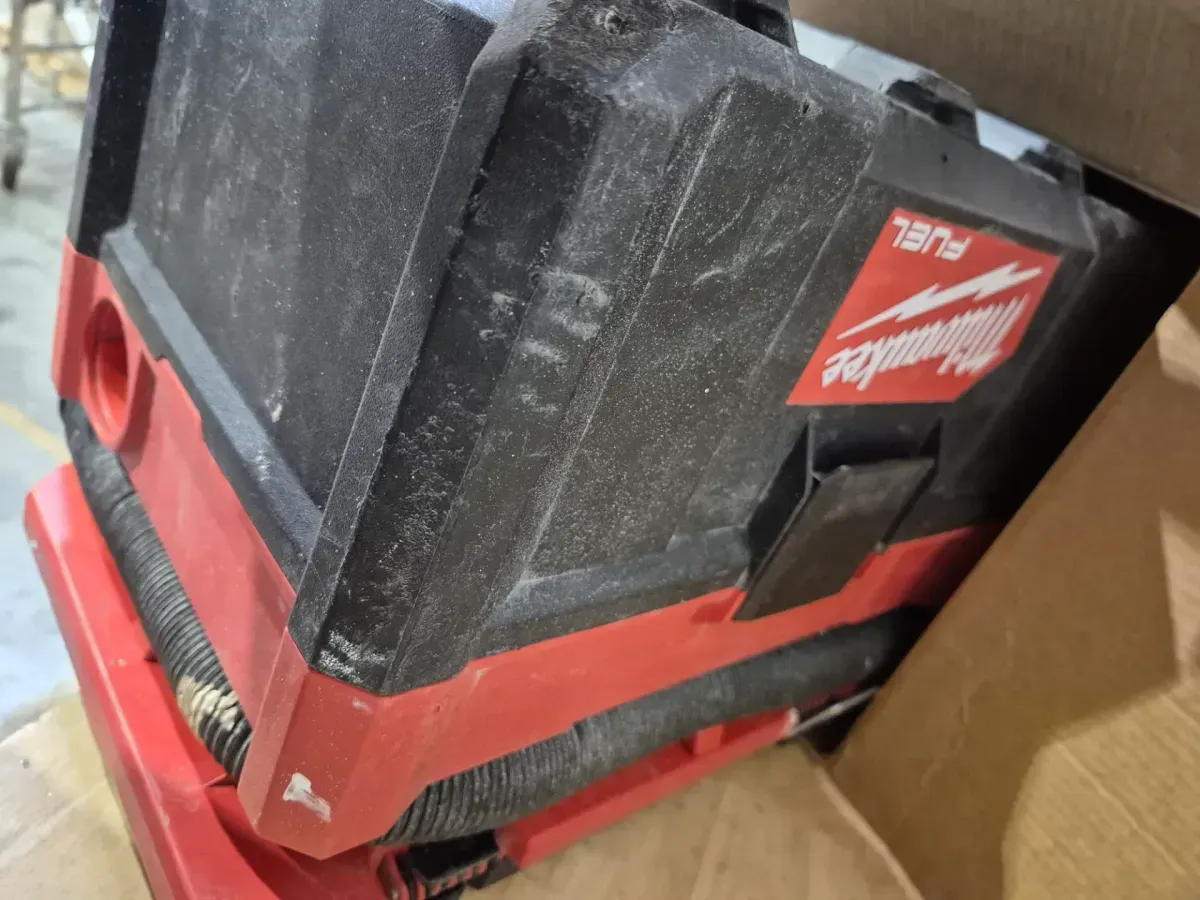 M18 FUEL PACKOUT 18-Volt Lithium-Ion Cordless 2.5 Gal. Wet/Dry Vacuum (Vacuum-Only) - image 7