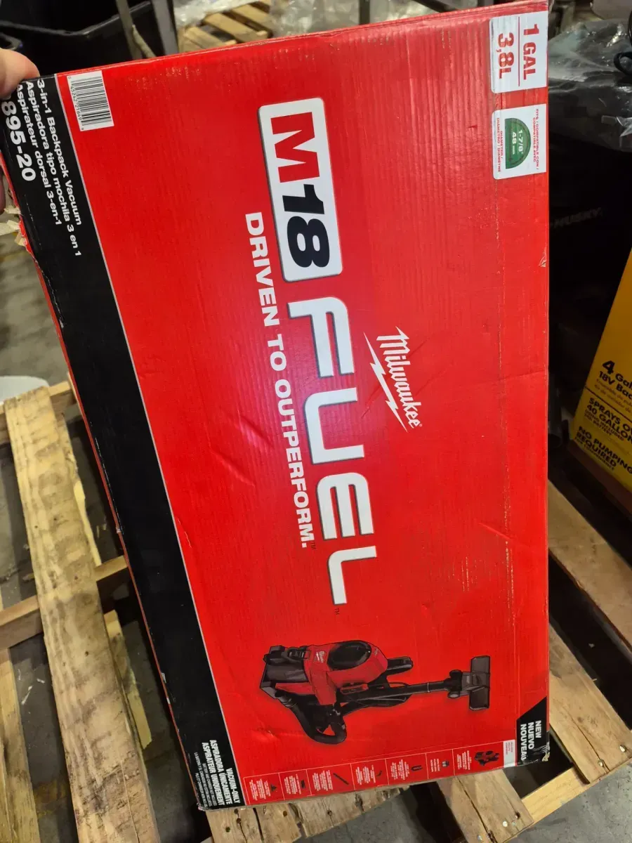 M18 FUEL 18-Volt Lithium-Ion Brushless Red HEPA Multisurface 1 Gal. Cordless 3-in-1 Backpack Vacuum (Vacuum-Only) - image 3