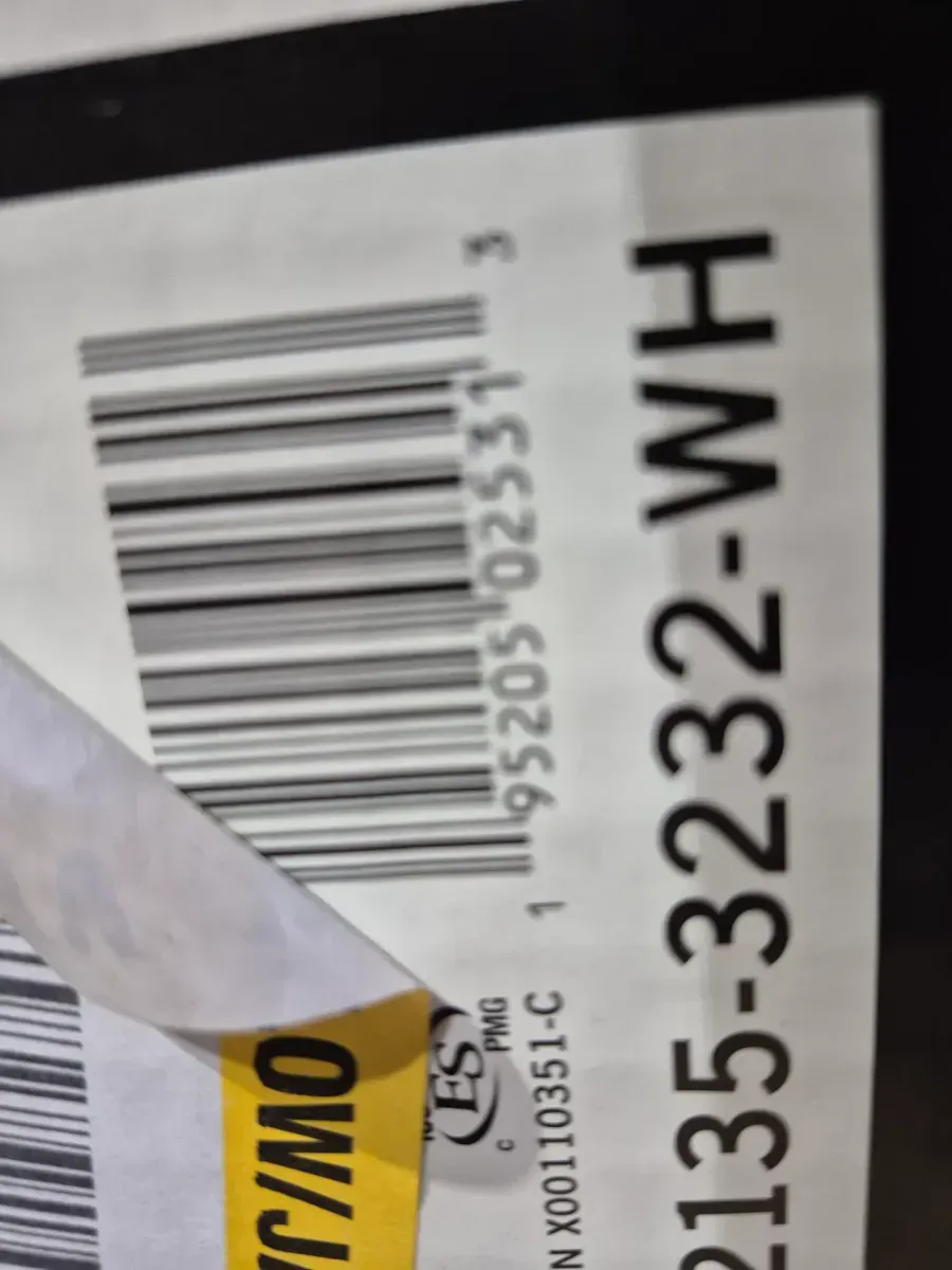 Classic 500 32 in. L x 32 in. W Alcove Shower Pan Base with Center Drain in High Gloss White - image 4