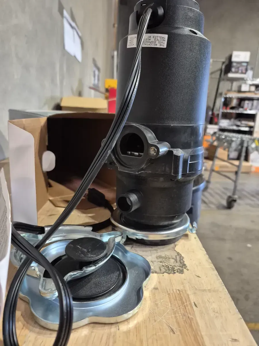 Prep Series 1/2 HP Continuous Feed Garbage Disposal with Power Cord and Universal Mount - image 2