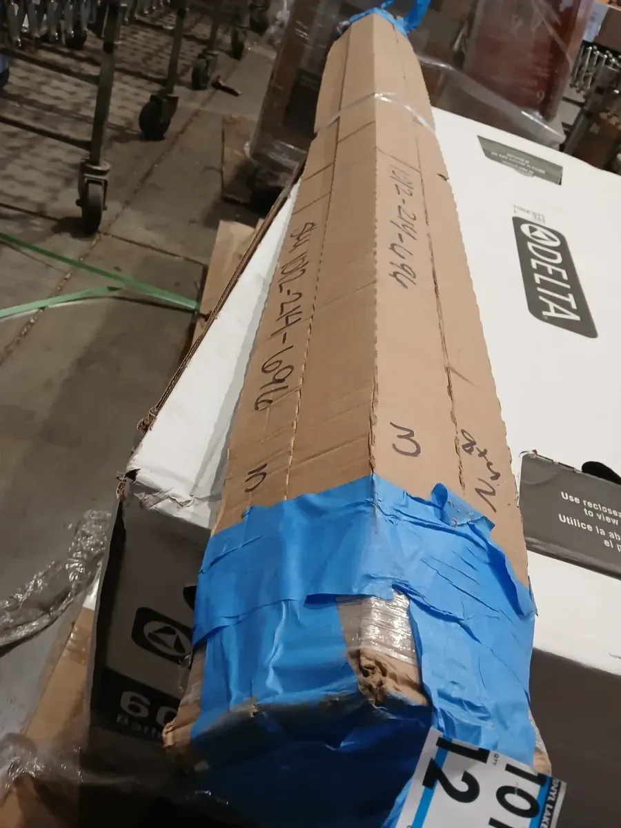 ***pack of 4*** Lakeside 0.31 in. T x 2 in. W x 78.7 in. L Vinyl 4-in-1 Molding - image 3