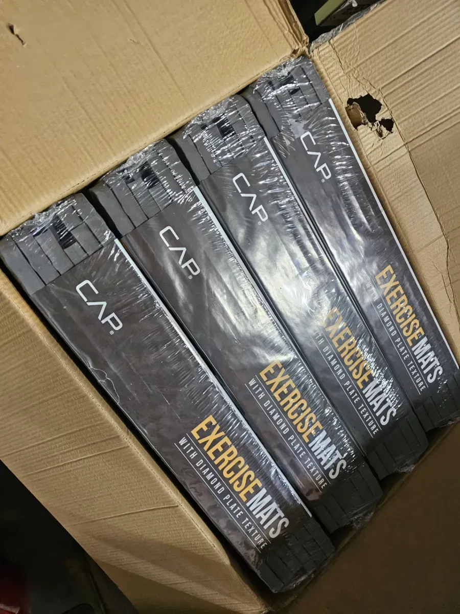 CAP exercise mats with diamond plate texture  - image 1