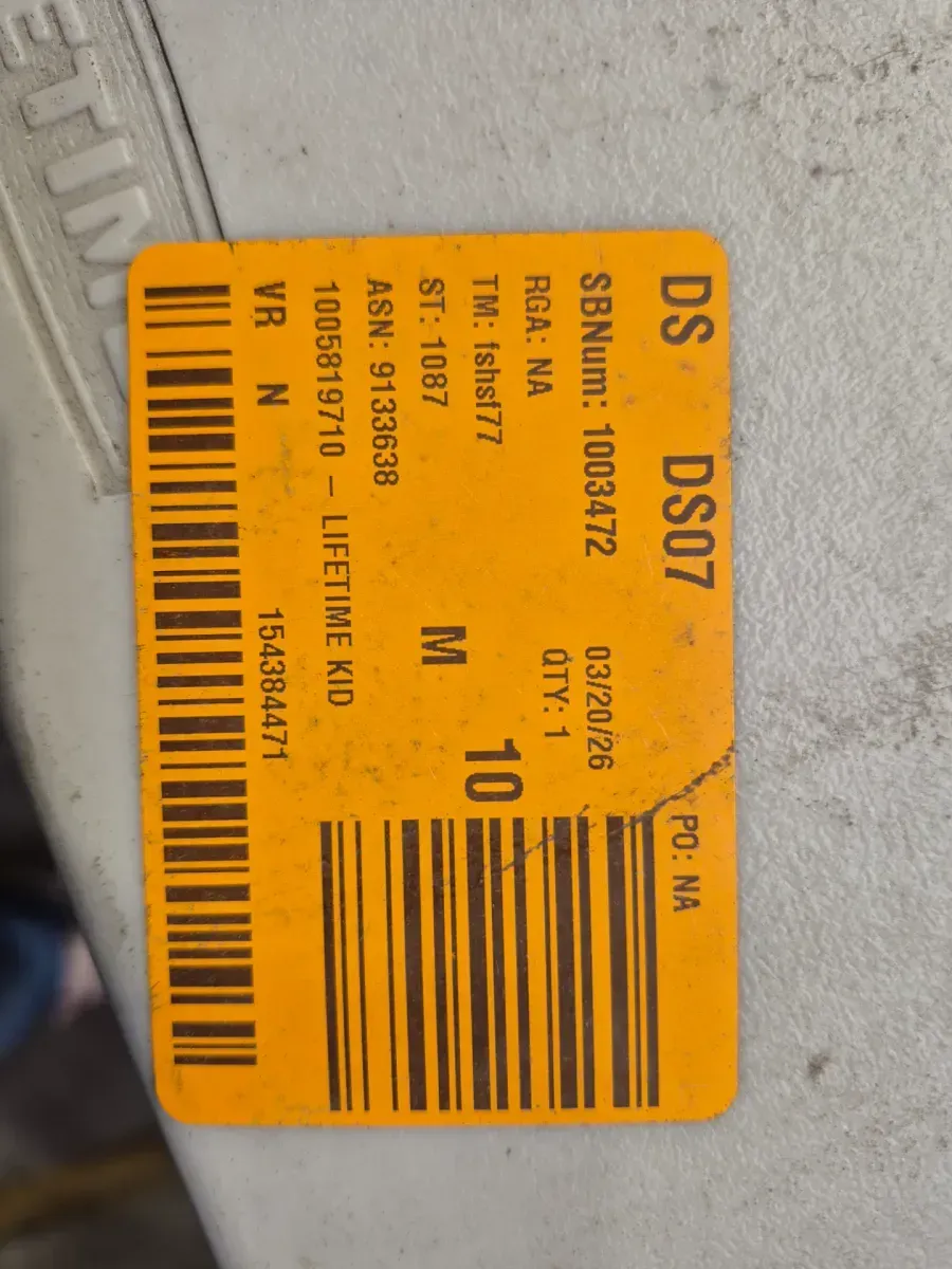 Kid's Folding Picnic Table - image 4