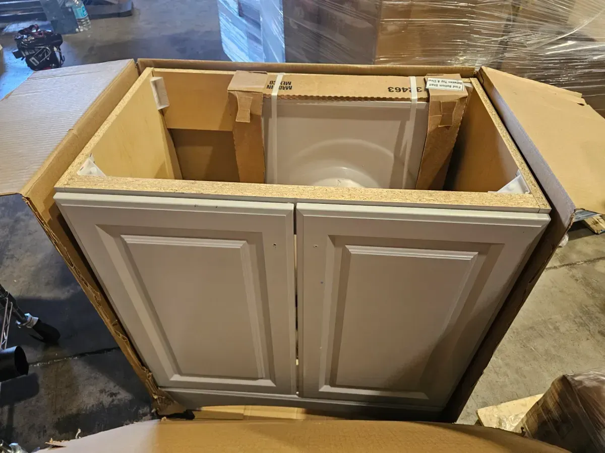 Glacier Bay 31 in. Single Sink Pearl Gray Bath Vanity with White Cultured Marble Top (Assembled) - image 2