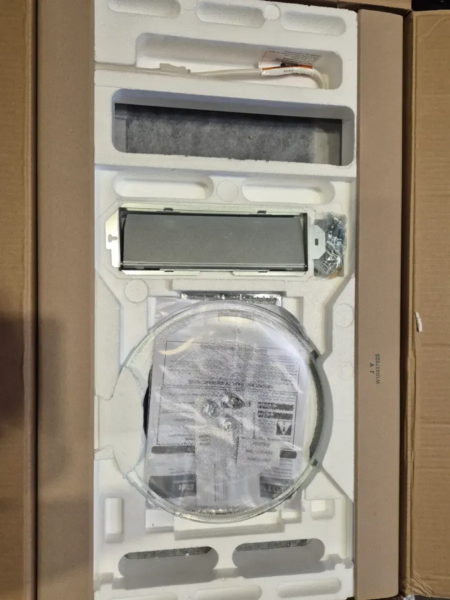 30 in. 1.7 cu. ft. Over-the-Range Microwave in Stainless Steel Finish with Express Cooking Buttons - image 3