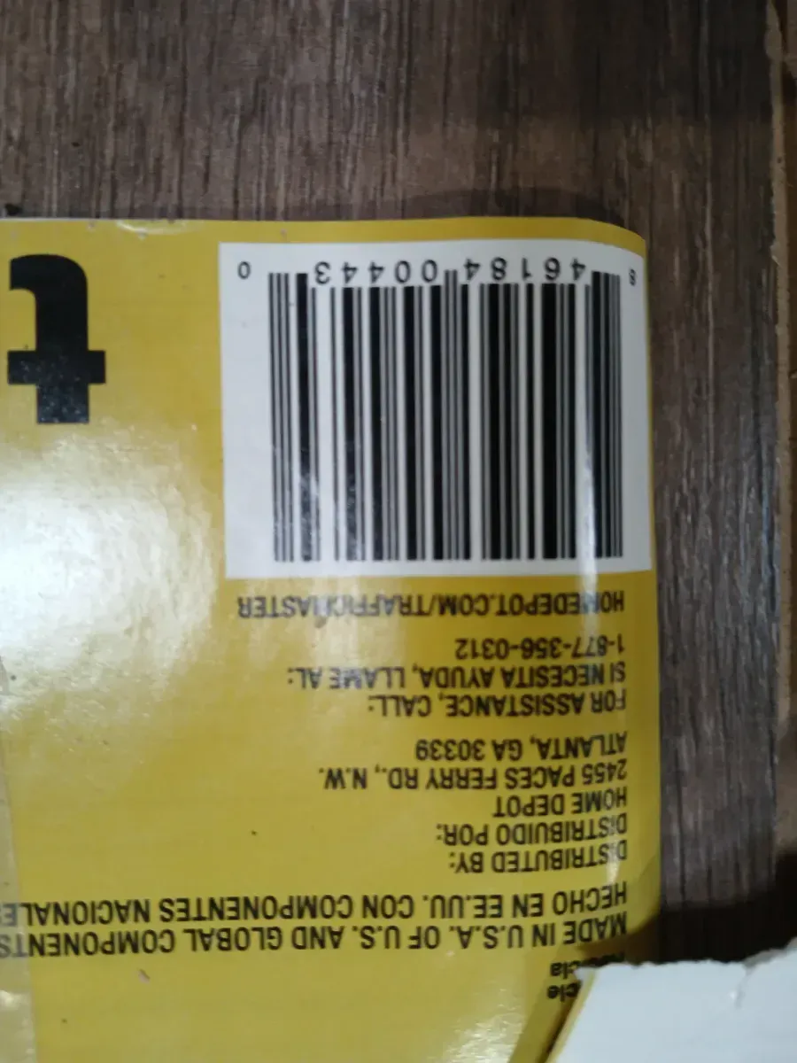 ***Cases of 12*** (286.8 SQ/FT) Grey Oak 7 mm T x 8 in. W Laminate Wood Flooring (23.9 sqft/case) - image 5