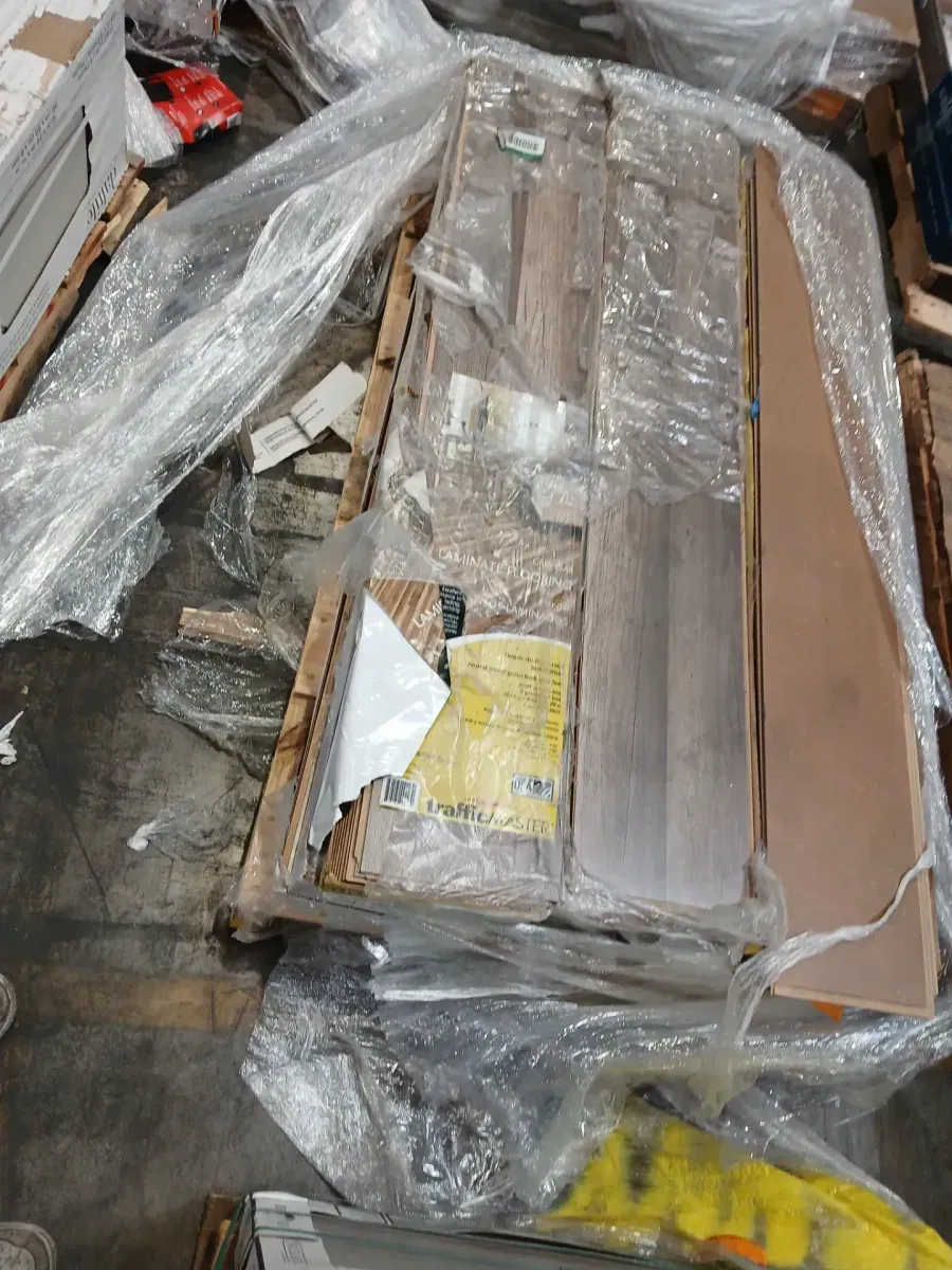 ***Cases of 12*** (286.8 SQ/FT) Grey Oak 7 mm T x 8 in. W Laminate Wood Flooring (23.9 sqft/case) - image 2