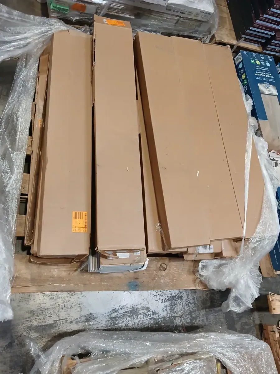 ***Cases of 21*** (502.95 SQ/FT) Apple Valley 6 MIL x 6 in. x 36 in. Golden Brown Click Lock Waterproof Luxury Vinyl Plank Flooring (23.95 sq. ft./Case) - image 2