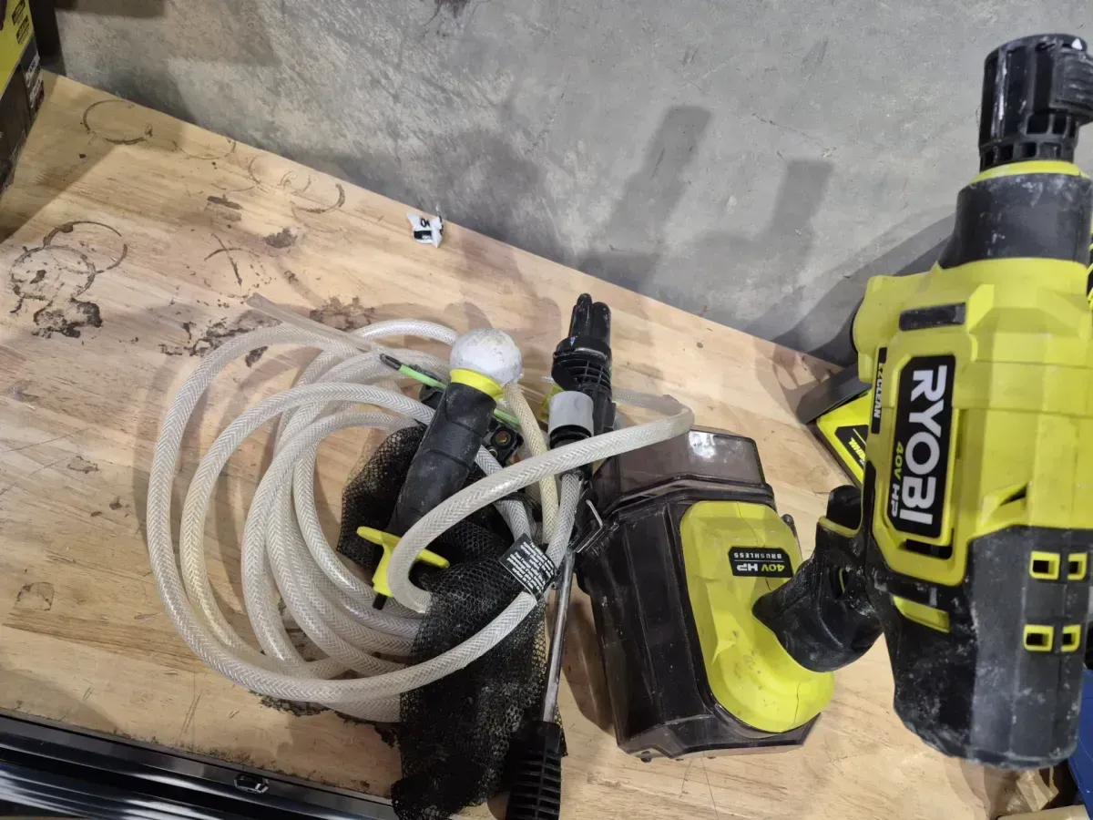 40V HP Brushless EZClean 600 PSI 0.7 GPM Cold Water Electric Power Cleaner (Tool-Only) - image 3