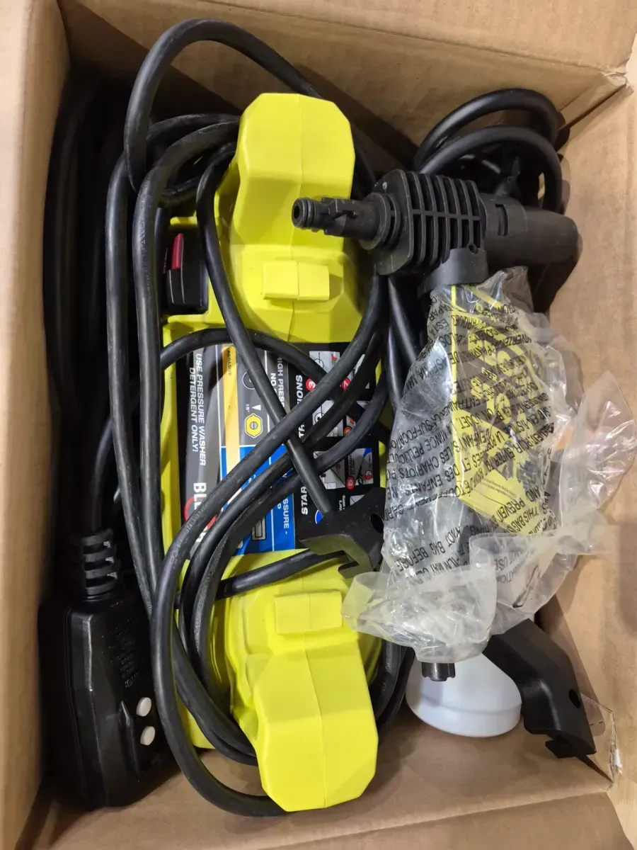 1800 PSI 1.2 GPM Cold Water Corded Electric Pressure Washer - image 3